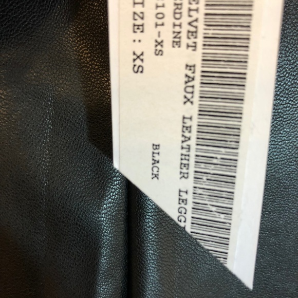 Size XS Brand New Black Leggings - Picture 3 of 5